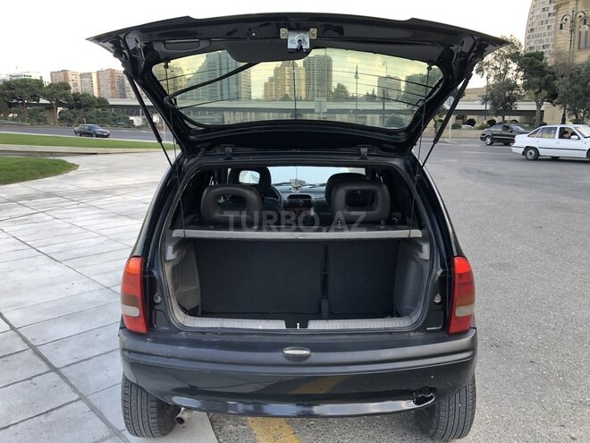 Opel Corsa 1996, 322,500 km - 1.4 l - Bakı