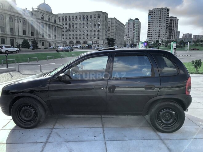 Opel Corsa 1996, 322,500 km - 1.4 l - Bakı