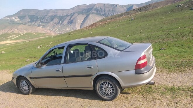 Opel Vectra 1996, 293,000 km - 1.8 l - Goranboy