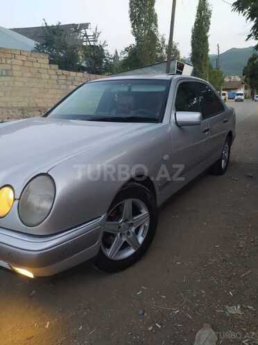 Mercedes E 240 1997, 450,000 km - 2.4 л - Daşkəsən