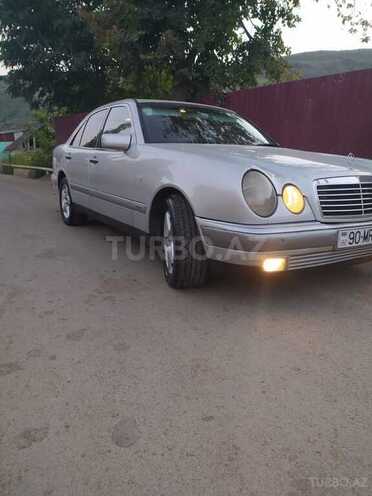 Mercedes E 240 1997, 450,000 km - 2.4 л - Daşkəsən
