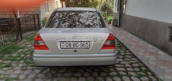 Mercedes C 180 1996, 333,660 km - 1.8 л - Zaqatala