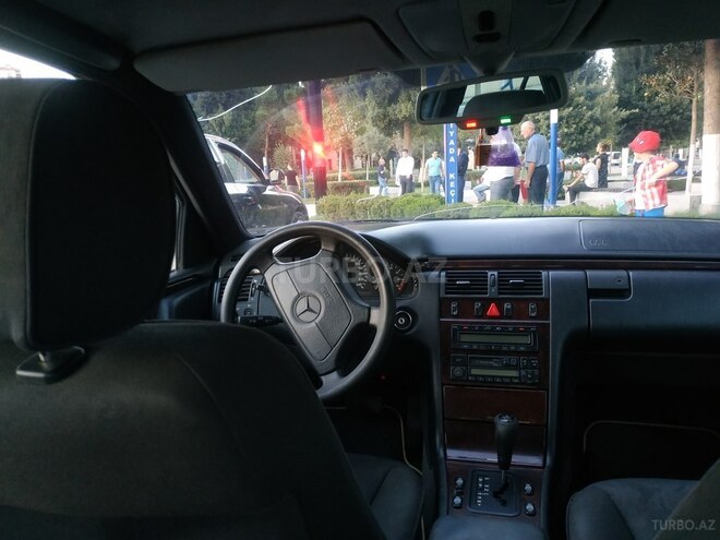 Mercedes E 230 1997, 349,407 km - 2.3 l - Gəncə