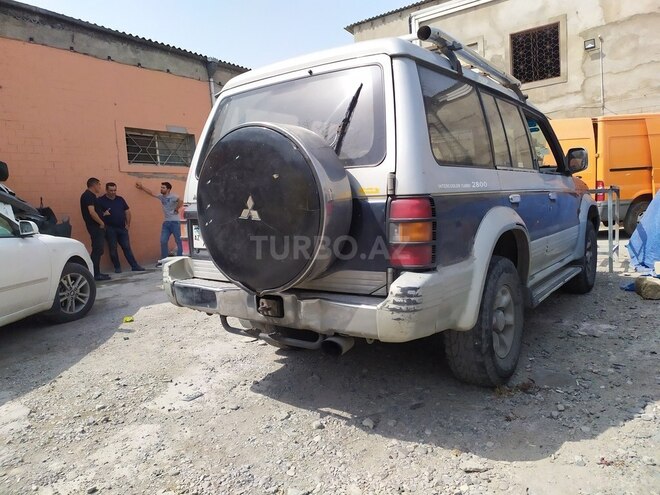 Mitsubishi Pajero 1993, 398,470 km - 2.8 l - Bakı