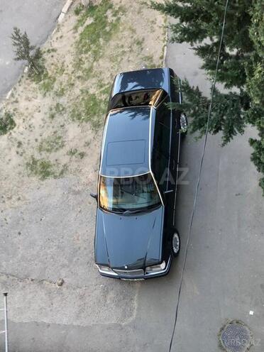 Mercedes E 220 1994, 403,000 km - 2.2 l - Sumqayıt