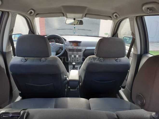 Opel Corsa 2006, 240,000 km - 1.3 l - Bakı