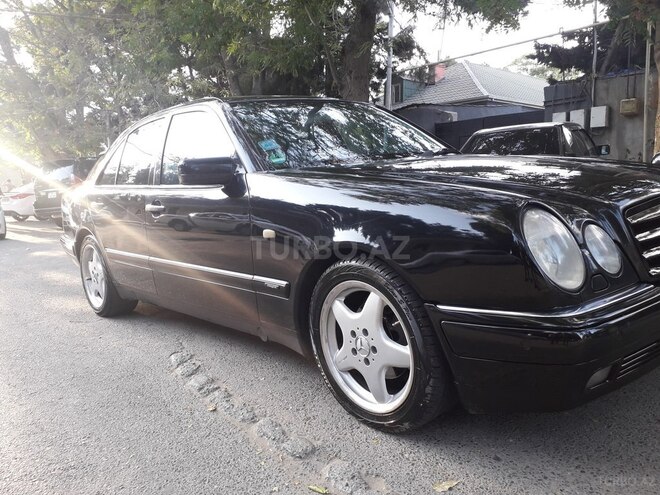 Mercedes E 240 1999, 308,000 km - 2.4 l - Bakı