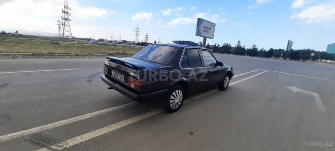 Opel Vectra 1983, 868,800 km - 1.6 л - Sumqayıt