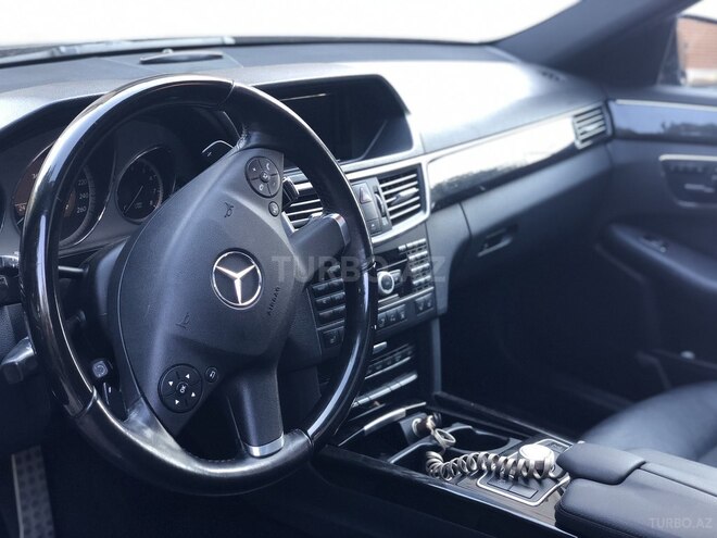 Mercedes E 500 2010, 168,000 km - 5.5 l - Bakı