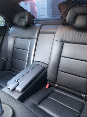 Mercedes E 500 2010, 168,000 km - 5.5 l - Bakı