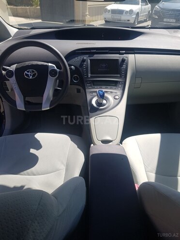 Toyota Prius 2011, 130,217 km - 1.8 л - Bakı