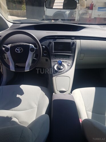 Toyota Prius 2011, 130,217 km - 1.8 л - Bakı