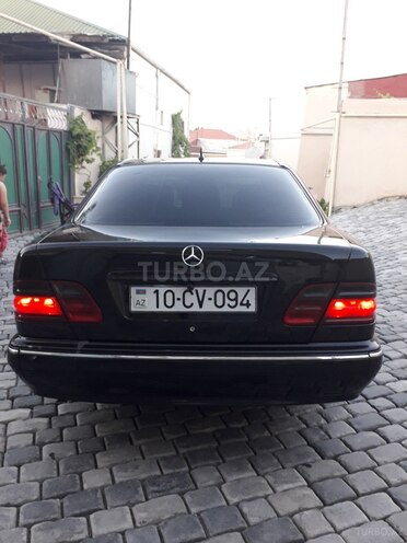 Mercedes E 240 2001, 350,000 km - 2.4 л - Bakı