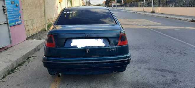 Volkswagen Polo 1995, 281,513 km - 1.6 l - Bakı
