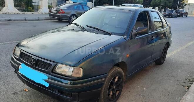 Volkswagen Polo 1995, 281,513 km - 1.6 l - Bakı
