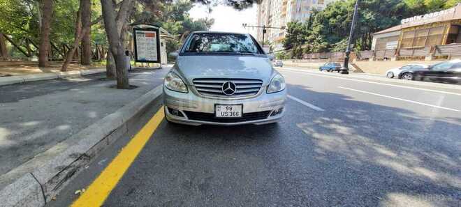 Mercedes B 170 2008, 112,000 km - 1.7 l - Bakı