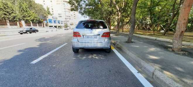 Mercedes B 170 2008, 112,000 km - 1.7 l - Bakı