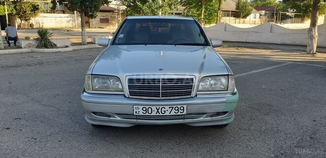 Mercedes C 180 1997, 250,000 km - 1.8 л - Salyan