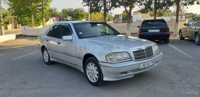 Mercedes C 180 1997, 250,000 km - 1.8 л - Salyan