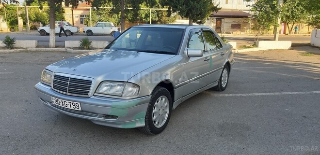 Mercedes C 180 1997, 250,000 km - 1.8 л - Salyan
