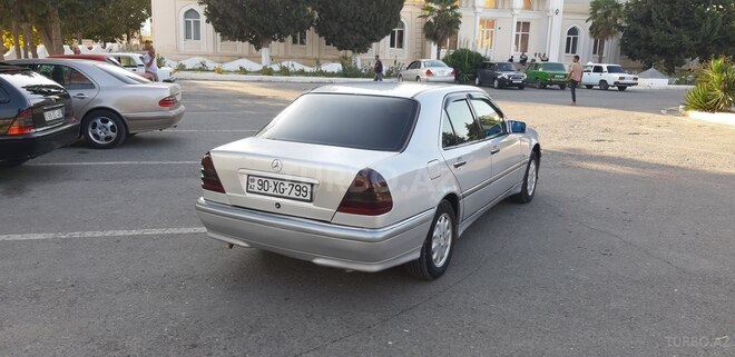 Mercedes C 180 1997, 250,000 km - 1.8 л - Salyan