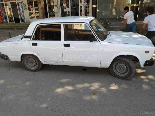 LADA (VAZ) 2107 2005, 120,000 km - 1.6 л - Qax