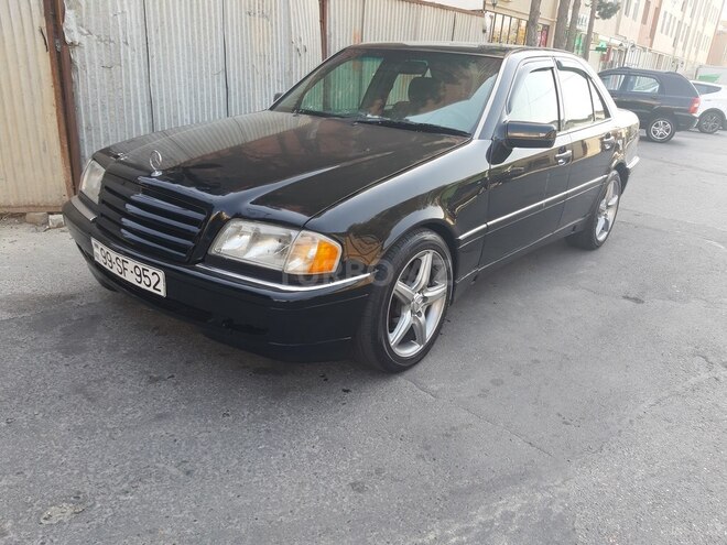Mercedes C 230 1999, 235,000 km - 2.3 l - Bakı