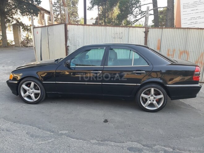 Mercedes C 230 1999, 235,000 km - 2.3 l - Bakı