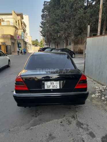 Mercedes C 230 1999, 235,000 km - 2.3 l - Bakı