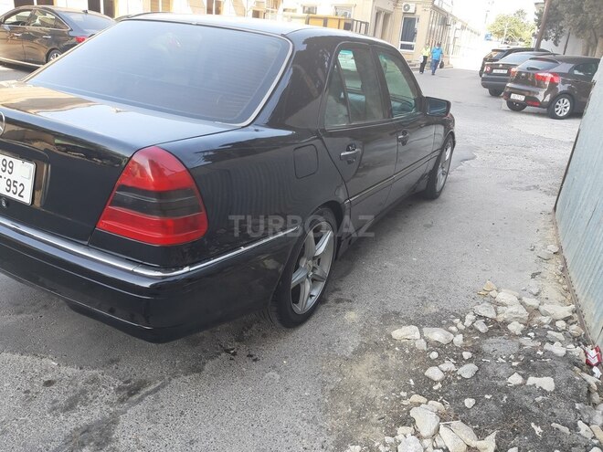 Mercedes C 230 1999, 235,000 km - 2.3 l - Bakı
