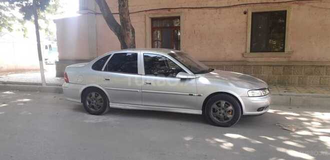 Opel Vectra 2000, 410,000 km - 1.8 л - Qazax