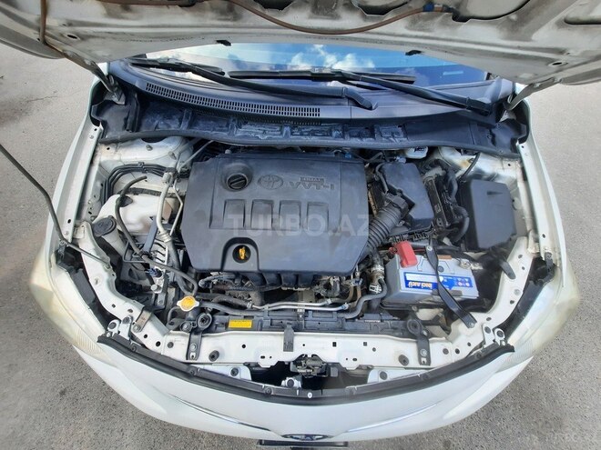 Toyota Corolla 2013, 150,000 km - 1.8 l - Bakı