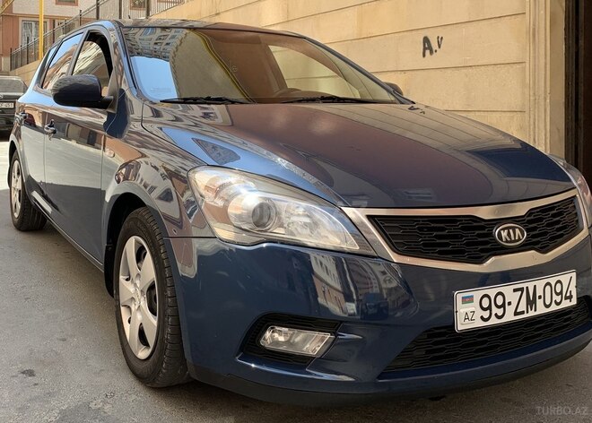 Kia Ceed 2010, 160,000 km - 1.6 l - Bakı