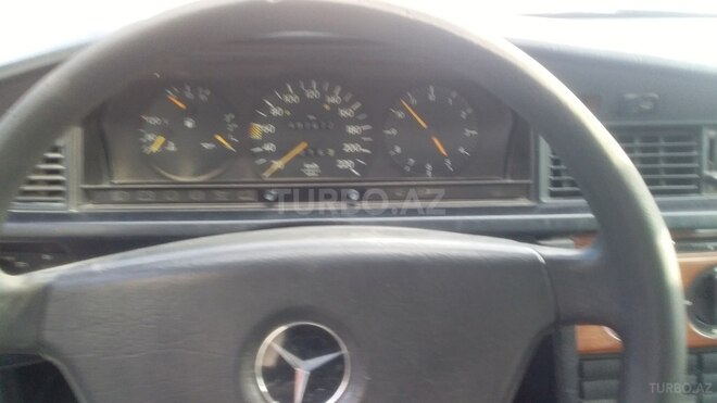 Mercedes 190 1991, 425,000 km - 1.8 l - Bakı