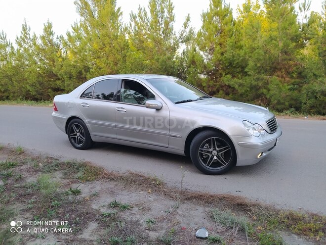 Mercedes C 200 2000, 275,000 km - 2.0 l - Sabirabad