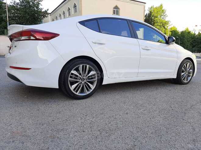 Hyundai Elantra 2015, 50,000 km - 1.6 l - Bakı