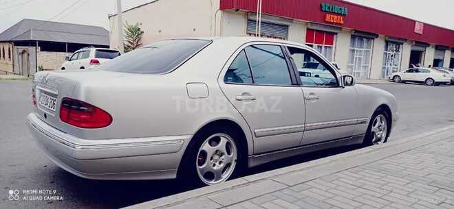 Mercedes E 240 2000, 385,625 km - 2.4 l - Bakı