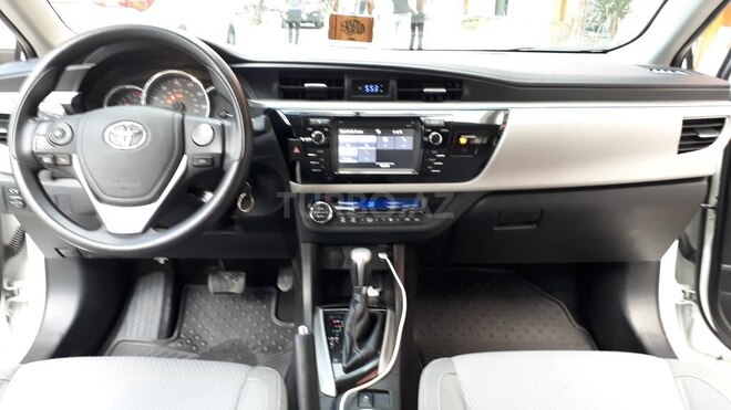 Toyota Corolla 2016, 61,000 km - 1.8 l - Bakı