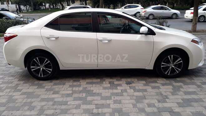 Toyota Corolla 2016, 61,000 km - 1.8 l - Bakı