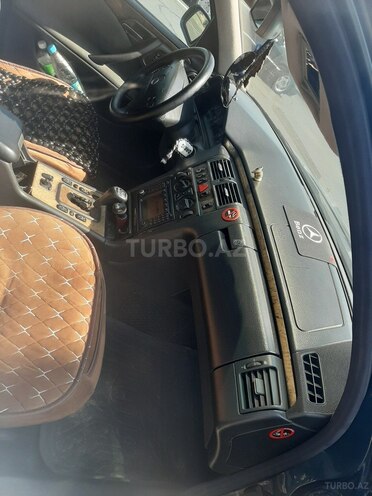 Mercedes E 220 2000, 395,603 km - 2.2 l - Bakı