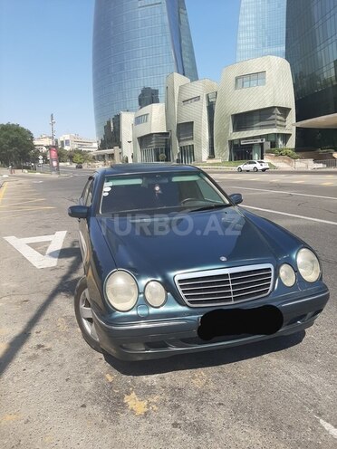 Mercedes E 220 2000, 395,603 km - 2.2 l - Bakı