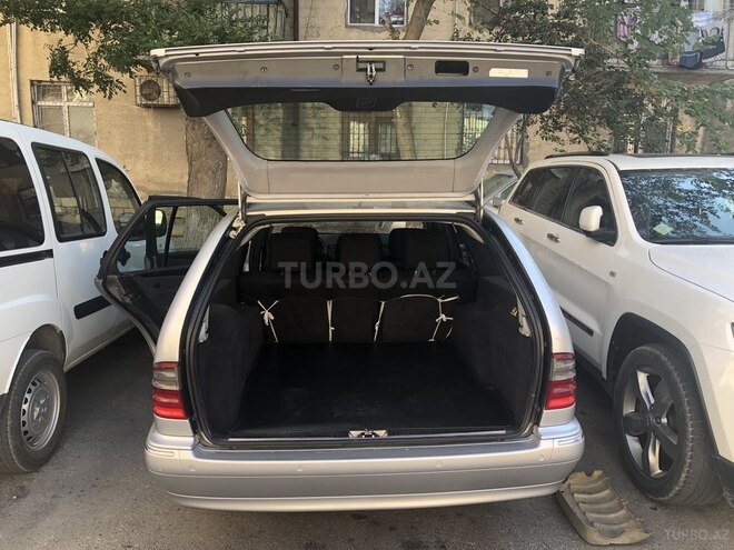 Mercedes E 270 2001, 493,257 km - 2.7 л - Bakı