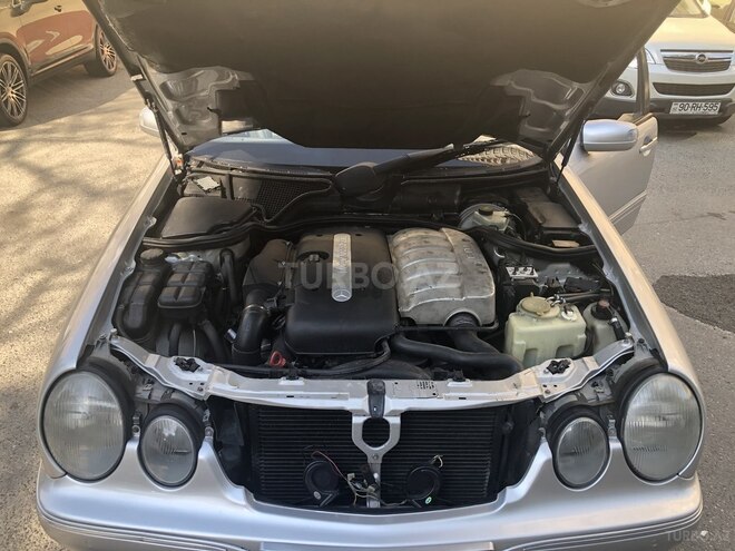 Mercedes E 270 2001, 493,257 km - 2.7 л - Bakı