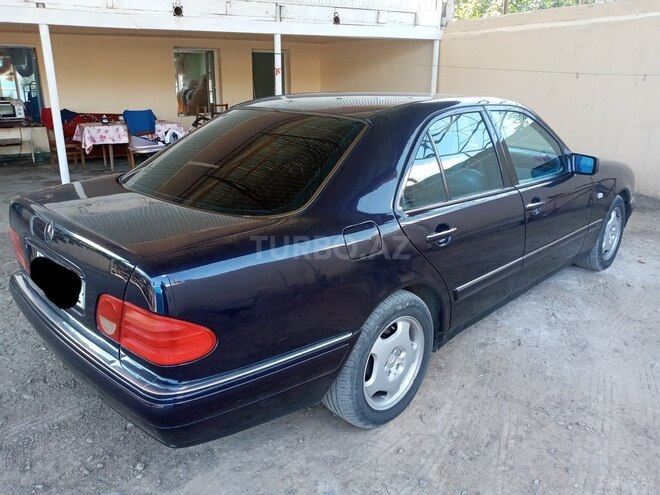 Mercedes E 240 1998, 373,850 km - 2.4 л - Tərtər