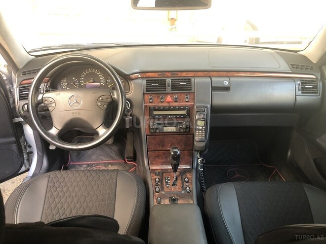 Mercedes E 270 2001, 493,257 km - 2.7 л - Bakı