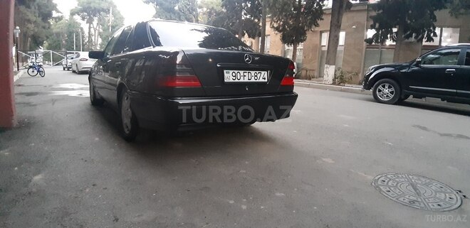 Mercedes C 230 1998, 290,000 km - 2.3 l - Qazax