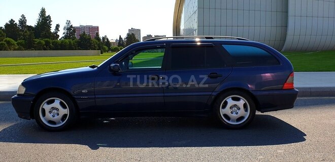 Mercedes C 180 1999, 275,000 km - 1.8 l - Bakı