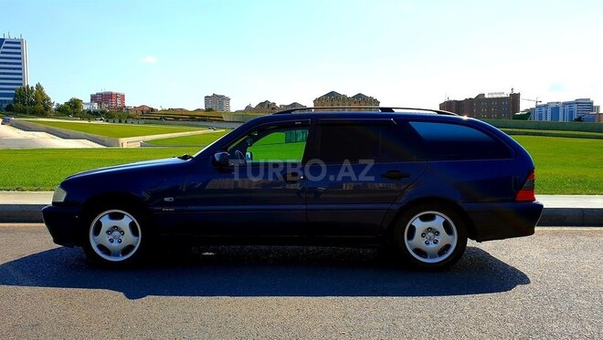 Mercedes C 180 1999, 275,000 km - 1.8 l - Bakı