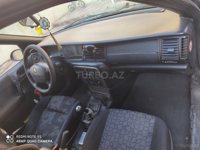 Opel Vectra 1998, 313,000 km - 1.8 l - Bakı