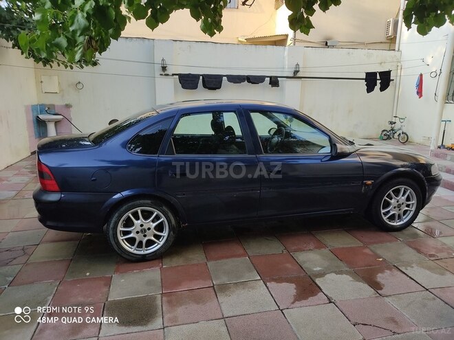 Opel Vectra 1998, 313,000 km - 1.8 l - Bakı